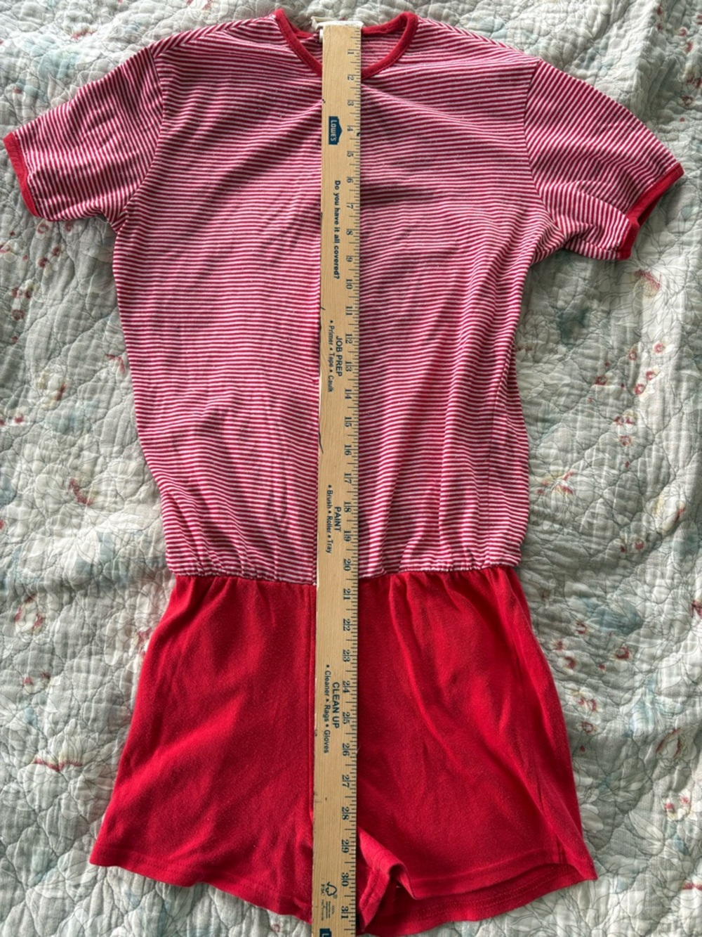 Vintage Striped Red Short-Sleeve Romper with Front Zip - Picture 5 of 5